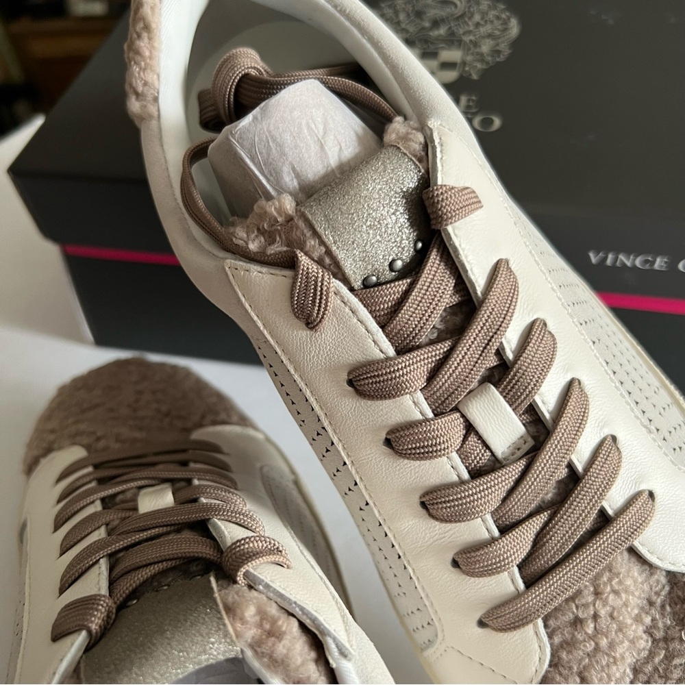 VINCE CAMUTO MYRALYN LEATHER SNEAKERS SCUFFED WHITE SIZE 9.5 NEW IN BOX - Picture 4 of 15